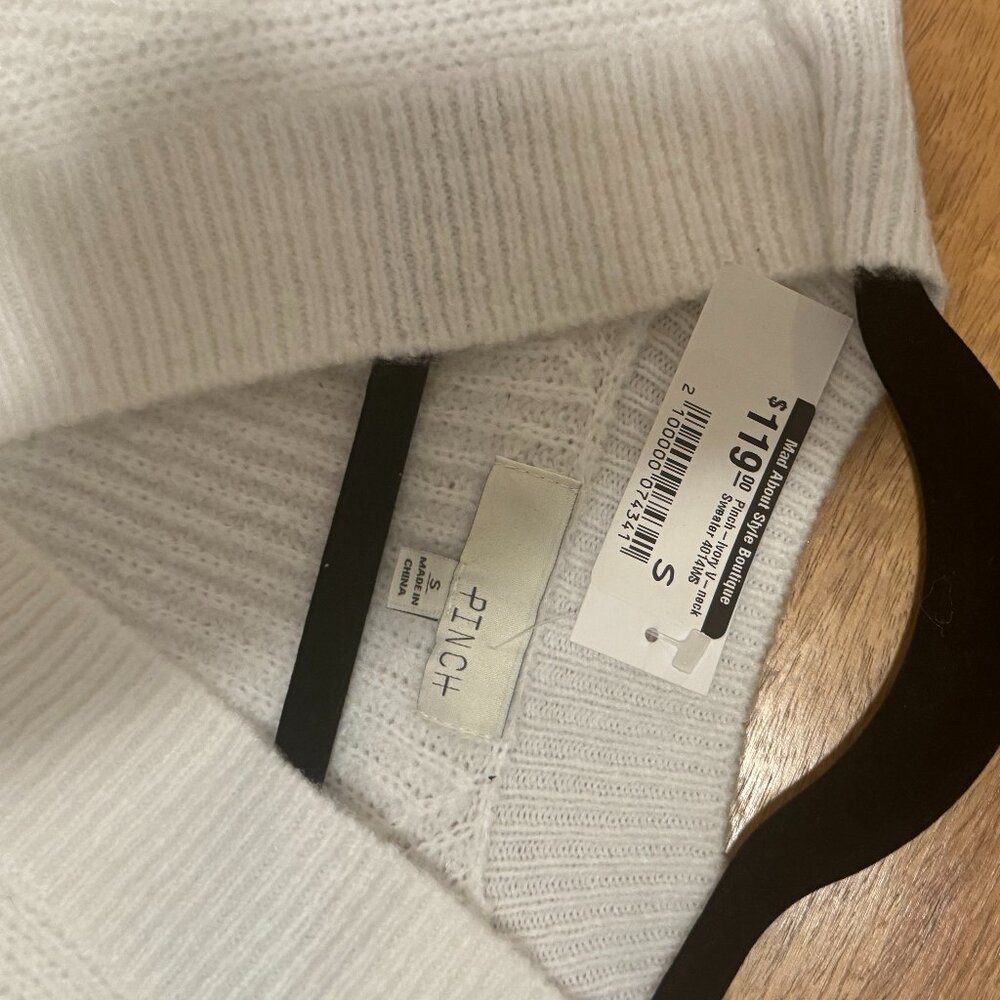 Pinch V-Neck Sweater – Size Small – Cream - Picture 3 of 5